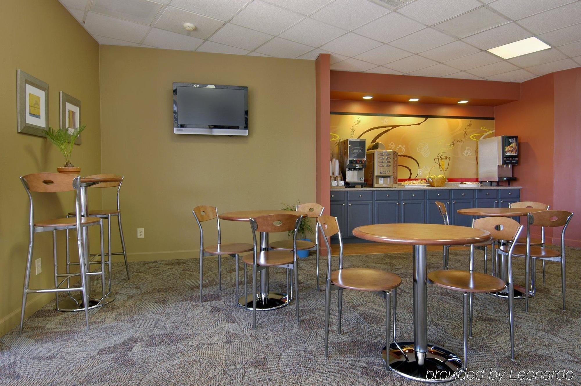 Red Roof Inn & Suites Wytheville Restaurante foto